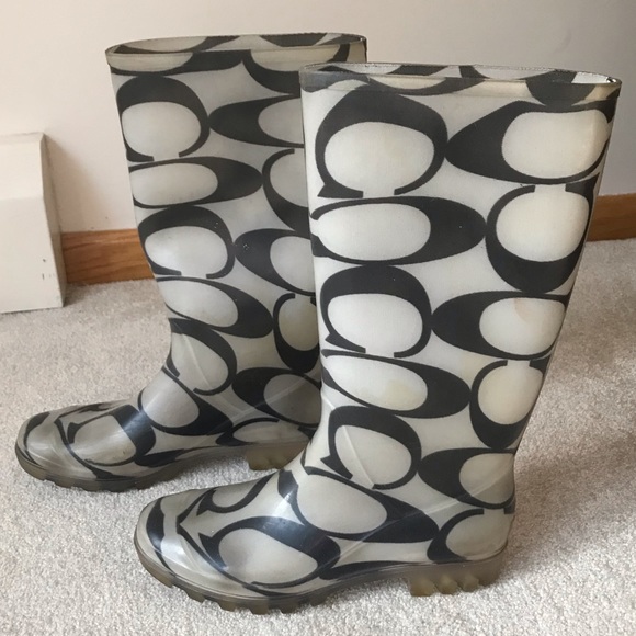 ⚡️⚡️SOLD⚡️⚡️Coach Rain Boots Size 8